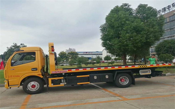 东营定远24小时拖车救援电话号码，定远道路救援公司怎么收费的